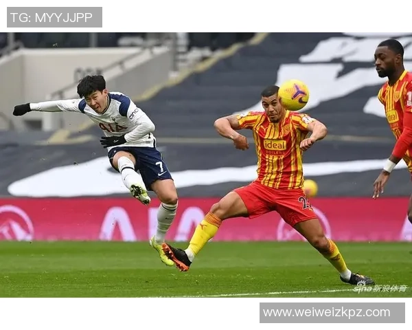 西布朗主场迎战热刺争夺英超积分榜关键战役分析与展望 西布朗主场迎战热刺争夺英超积分榜关键战役分析与展望